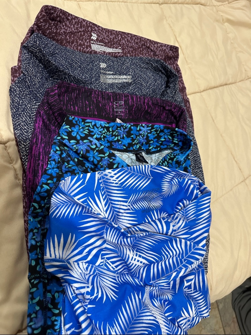 2 all in motion, 1 evolution & creation, 1 champion, 1 pop fit lot of 5 -